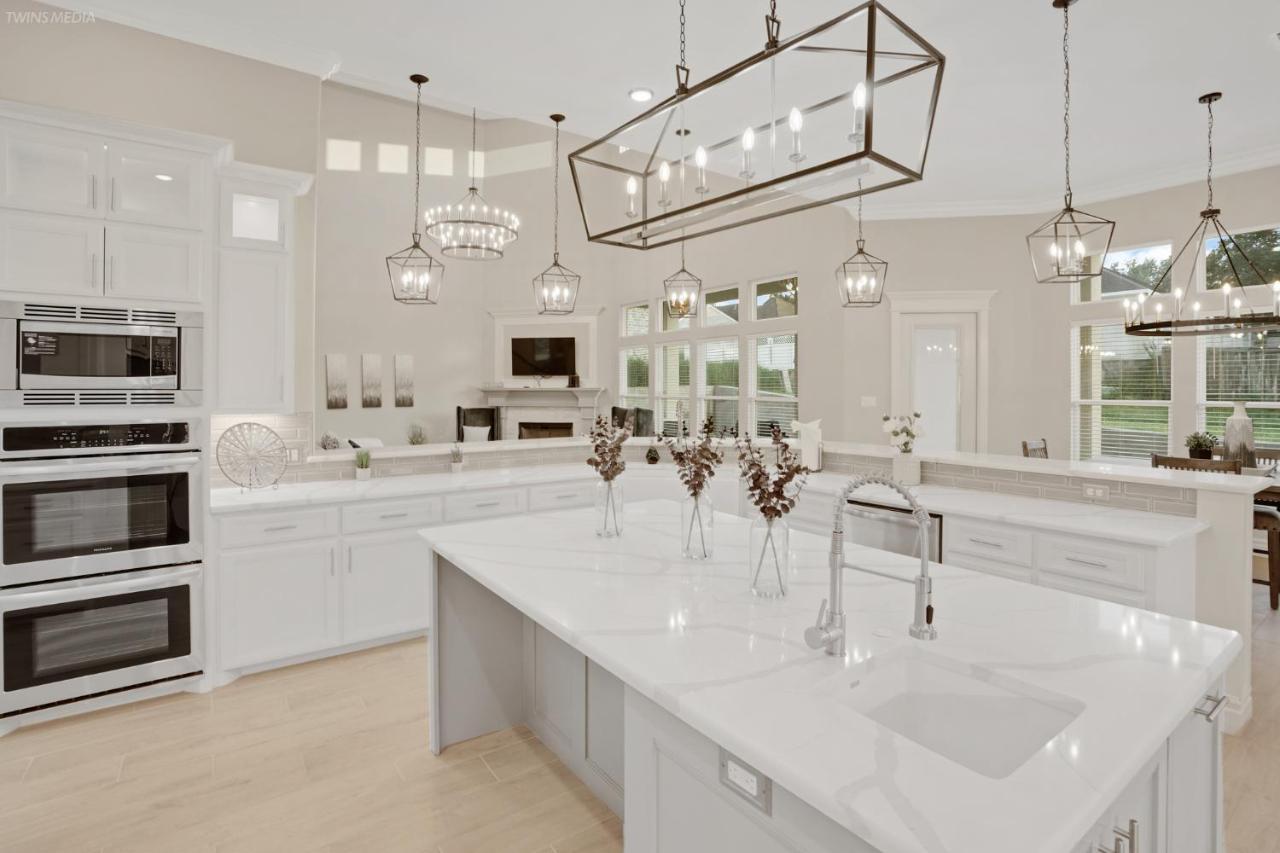 Newly Built Stylish Retreat With Designer Kitchen - Near Park & Beach Corpus Christi Exterior foto